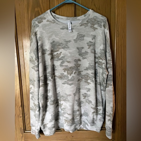 ATHLETA Pure Luxe Gray Camo Printed Sweatshirt, Size M - Picture 2 of 5
